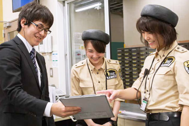 警備は接客業であると考えております